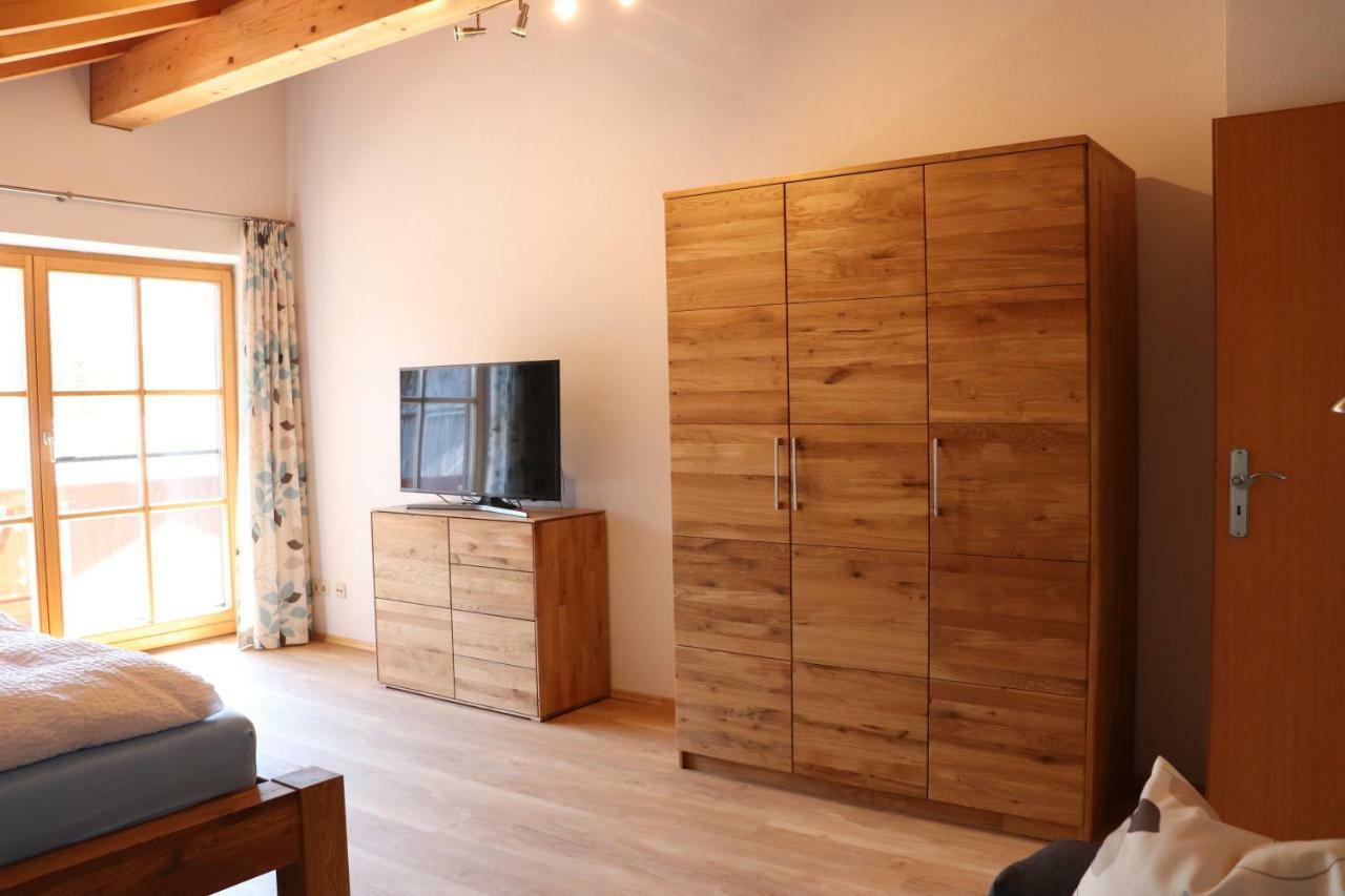 Ferienwohnung Pferdehof Pankratz Iffeldorf Bagian luar foto