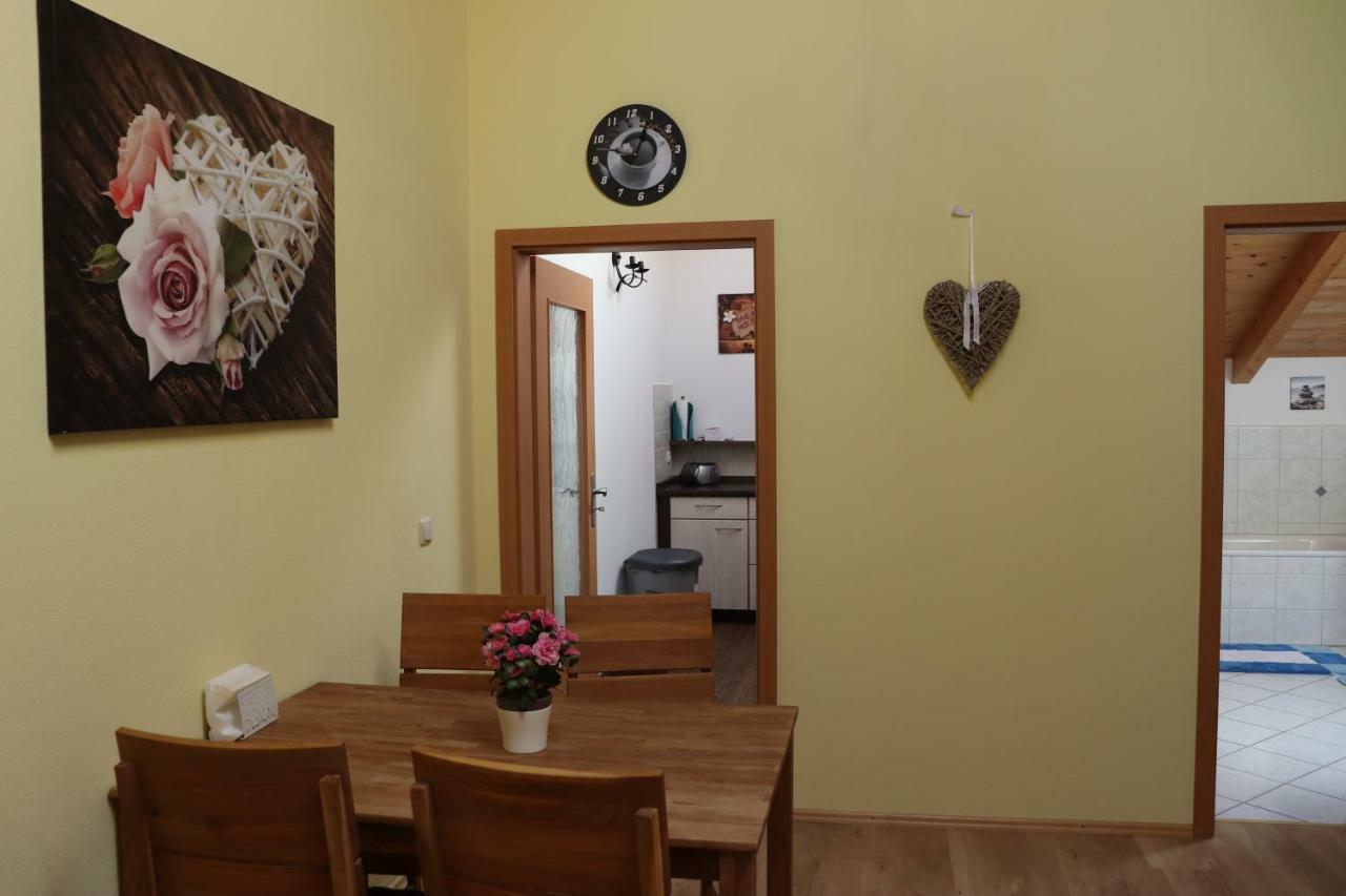 Ferienwohnung Pferdehof Pankratz Iffeldorf Bagian luar foto