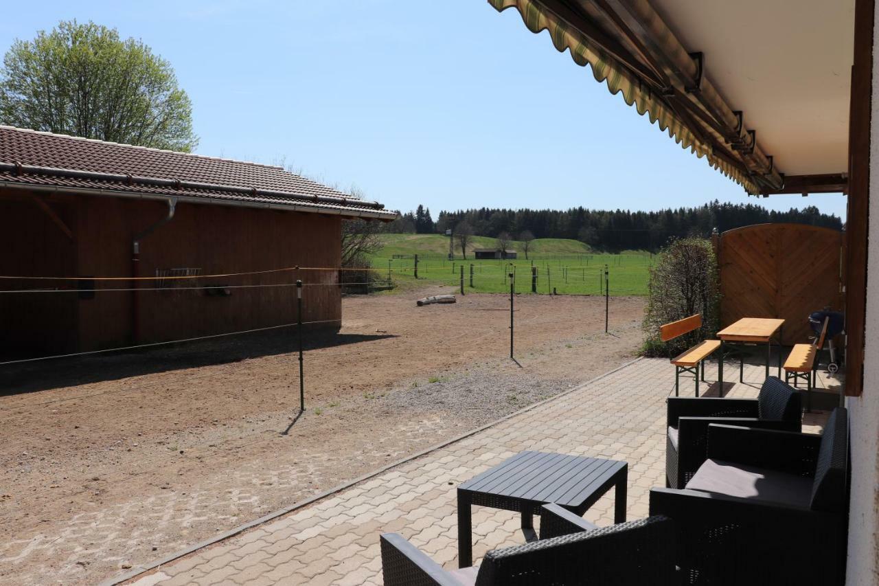 Ferienwohnung Pferdehof Pankratz Iffeldorf Bagian luar foto