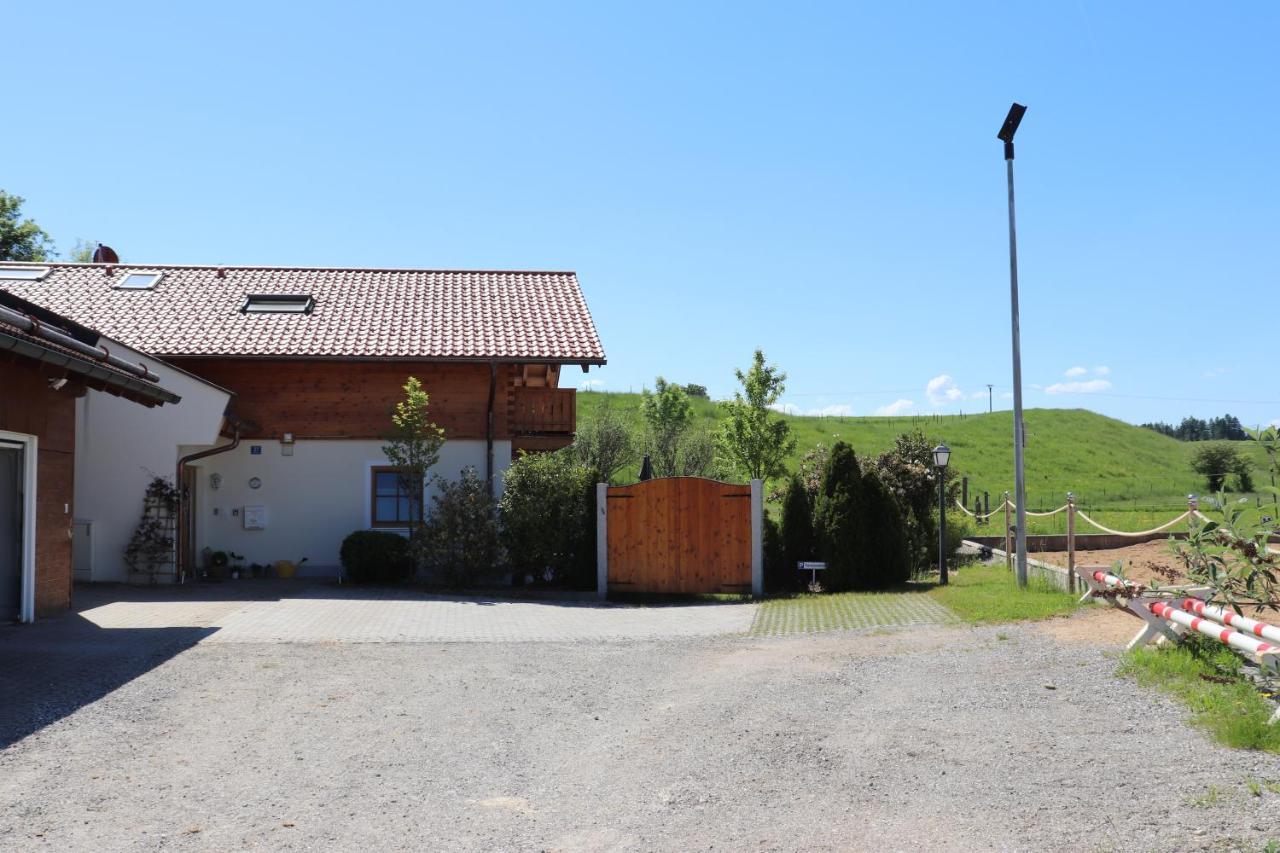 Ferienwohnung Pferdehof Pankratz Iffeldorf Bagian luar foto